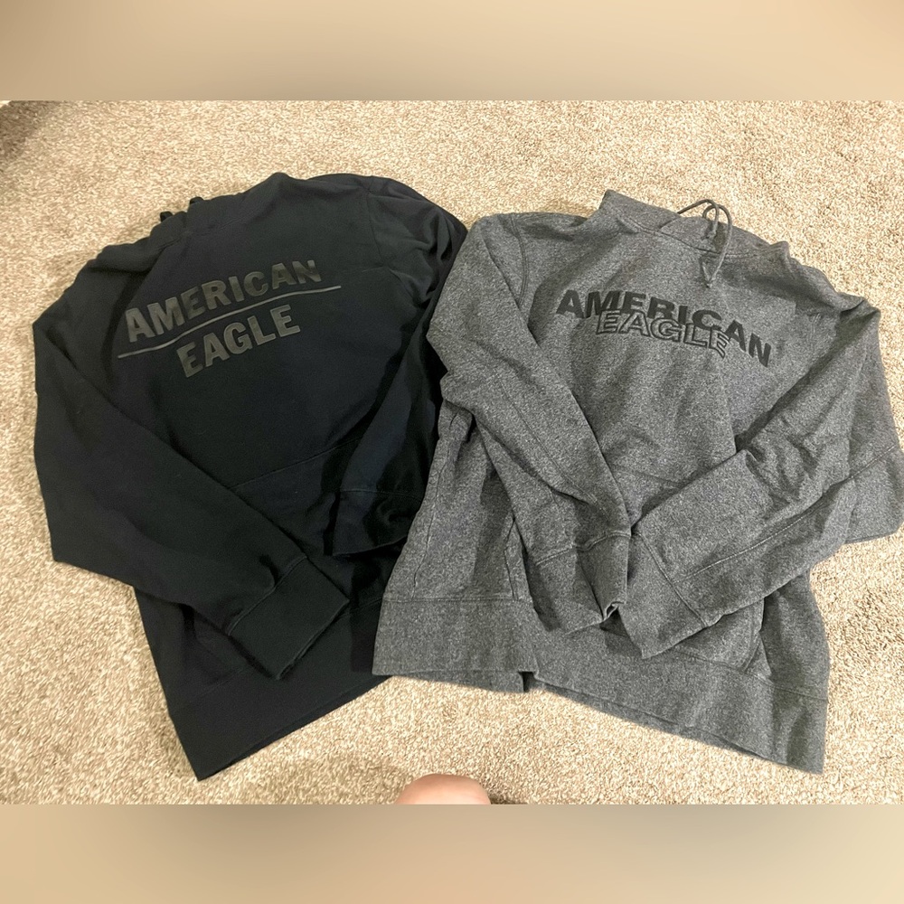 Bundle of 2 American Eagle Sweatshirts. XL-TG